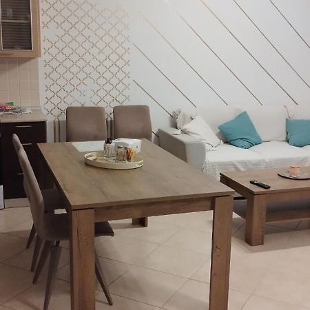 V2 Lux Apartment Александроуполис Экстерьер фото